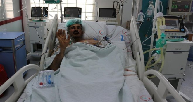 Suriyede Ağır Yaralanan Hasta Kiliste Hayata Tutundu