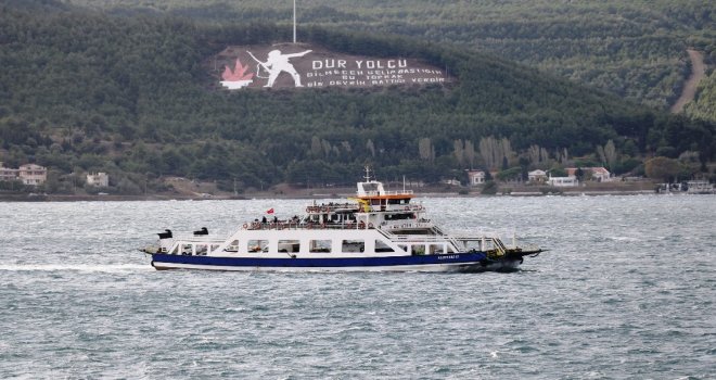 Çanakkalede Deniz Ulaşımına Fırtına Engeli