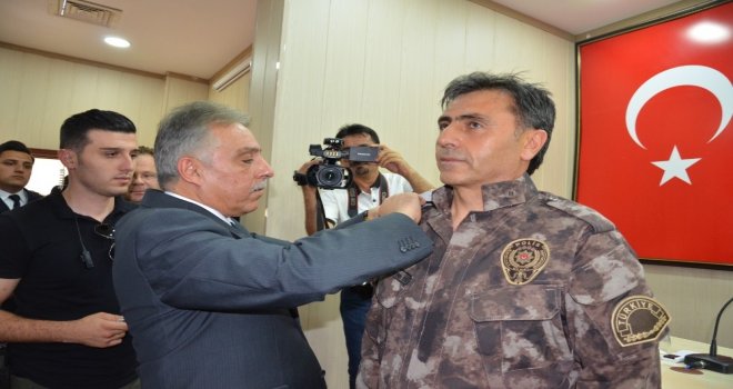 Vali Toprak: “2,5 Yıl Önce Polisimiz Araçlarından İnemiyordu”