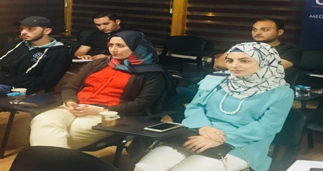 Filistin Medya Akademisi Eğitimlerine Başladı