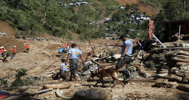 Tayfunun Vurduğu Filipinlerde Madenler Kapatıldı