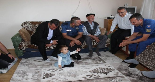 Kaymakam Boztepeden Şehit Ve Gazi Ailelerine Ziyaret