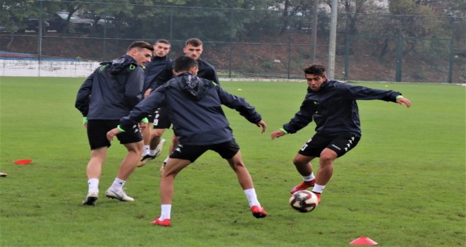 Levent Açıkgöz: Futbolcularım Karabüksporu En İyi Şekilde Temsil Edecekler