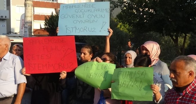 İzmirde Mahallelinin Fuhuş Eylemi