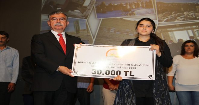 Sivasta Genç Çiftçilere 30 Bin Lira Hibe