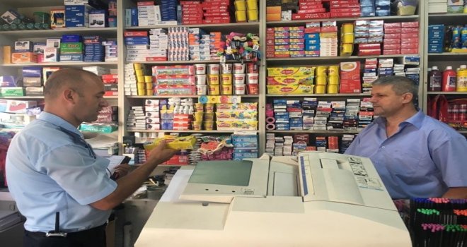 Bigada Çocukların Sağlığı İçin Kırtasiyeleri Denetlediler