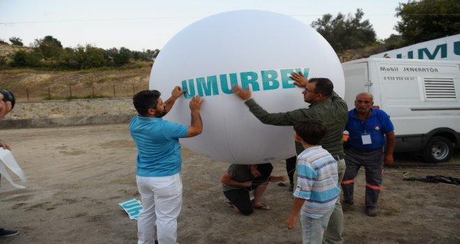 Şeftali Festivalinde Uzaya Şeftali Gönderildi