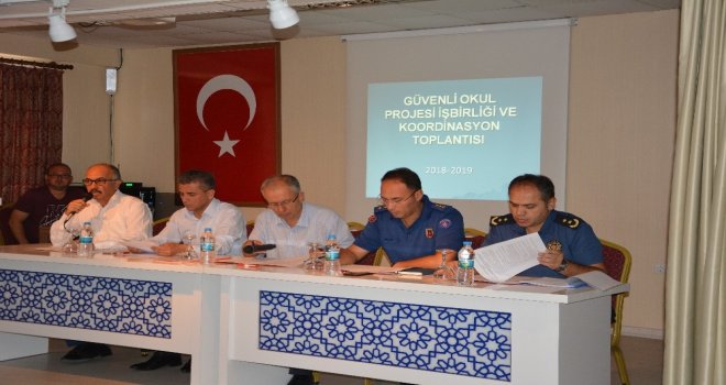 Kumlucada “Güvenli Okul” Toplantısı