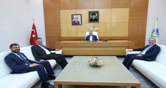 Başkan Toçoğlu, Saü Rektörü Savaşan İle Bir Araya Geldi