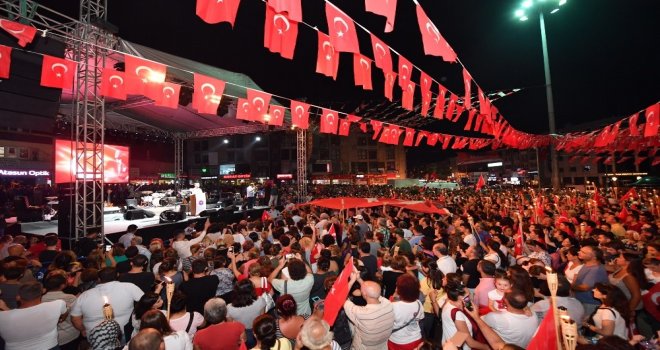 Maltepede Zafer Bayramı Coşkusu