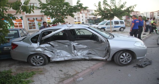 Bayram Tatilinde Elazığda Kazalarda 6 Kişi Öldü, 35 Kişi Yaralandı