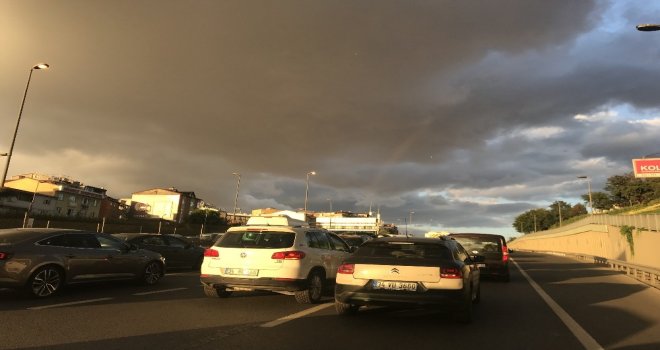 İstanbulda Gökkuşağı Sürprizi