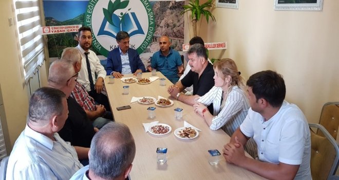 Ak Partili Vekiller Dernek Üyelerinden İlçe Sorunlarını Dinledi