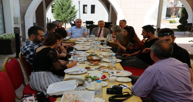 Çankırı Belediyesi, 24 Temmuz Basın Ve Gazeteciler Bayramını Kutladı