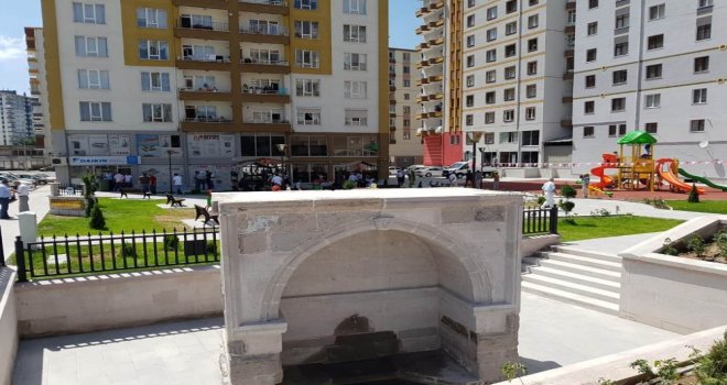 Erdal Sokak Çeşmesi Ve Parkı Hizmet Vermeye Başladı