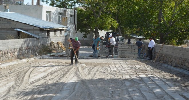 Adilcevazda Kilitli Parke Çalışması