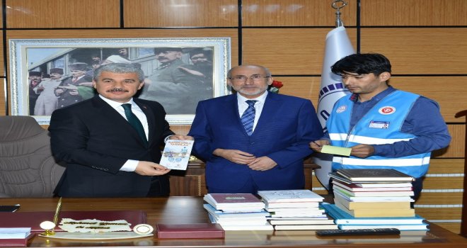 Vali Akın, Kurban Bağışına Destek İstedi
