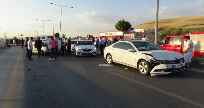 Vanda 3 Aracın Karıştığı Kazada 5 Kişi Yaralandı