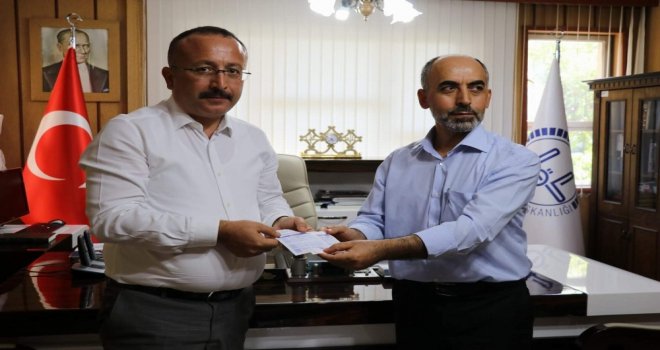 Siirtte İlk Kurban Bağışı Vali Atikten