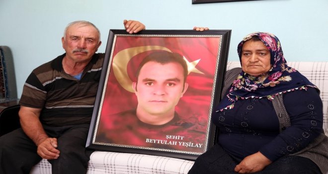 15 Temmuzda Bir Oğlunu Gazi Bir Oğlunu Da Şehit Veren Aile İdam İstiyor