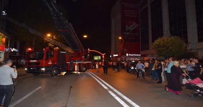 Malatyada Otel Yangını Korkuttu