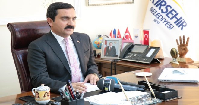 Kırşehir Belediye Başkanı Bahçeci: “Halka Bisiklete Bin Deyip Biz Makam Aracı Kullanmıyoruz”