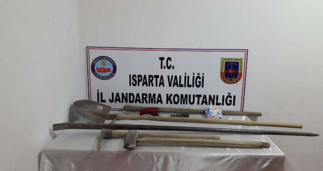 Ispartada Kaçak Kazı Yapan 5 Şahıs Yakalandı