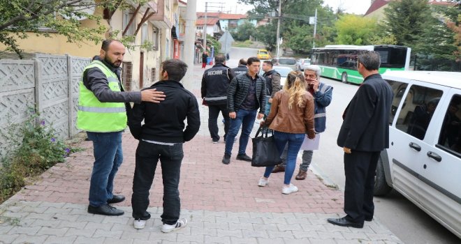 Boluda, Okul Çevrelerinde Uyuşturucu Uygulaması
