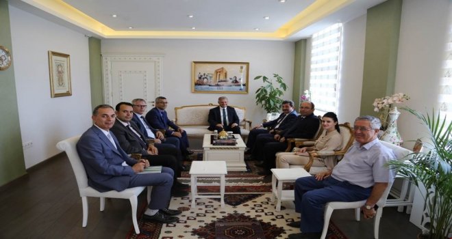Kıyı Emniyeti Genel Müdürü Denizden, Vali Tavlıya Ziyaret