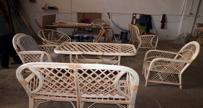 Kestane Ağaçları Bambu Mobilyalara Dönüşüyor