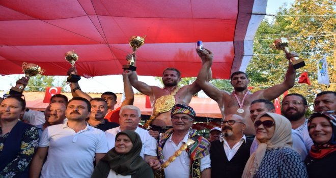 285. Çardak Yağlı Pehlivan Güreşlerinde Başpehlivan Balaban Oldu