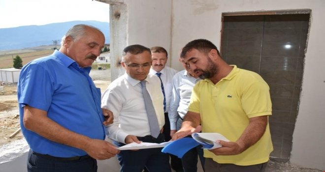 Vali Çeber, Emekli Kent Proje Alanındaki Çalışmaları İnceledi