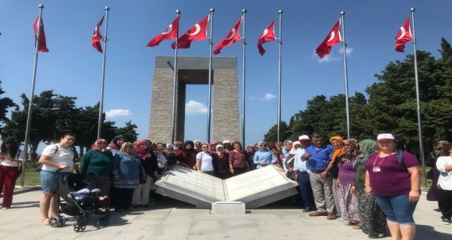Saruhanlı Belediyesi, 3 Mahalleyi Daha Çanakkaleye Götürdü