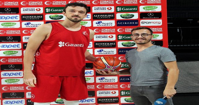 (Özel Haber) Sertaç Şanlı: Öncelikli Hedefimiz Karadağ Ve Slovenyadan Galibiyet Almak