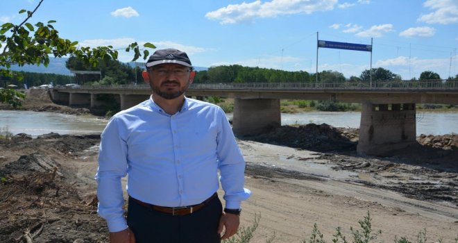 Niksarda İkinci Köprü Yapım Çalışmaları Hızla Devam Ediyor