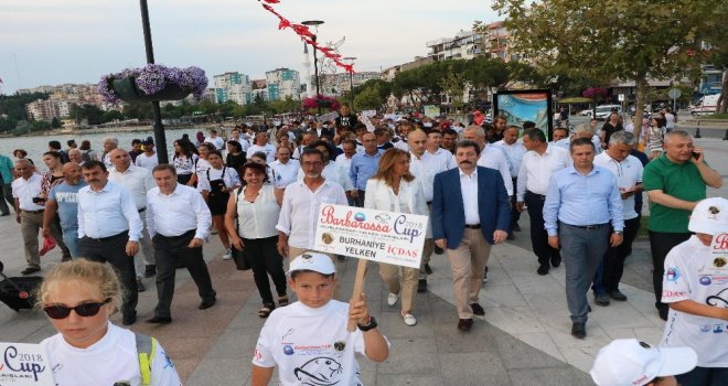 Çanakkalede Uluslararası Barbarossa Cup Yelken Yarışları İçin Kortej