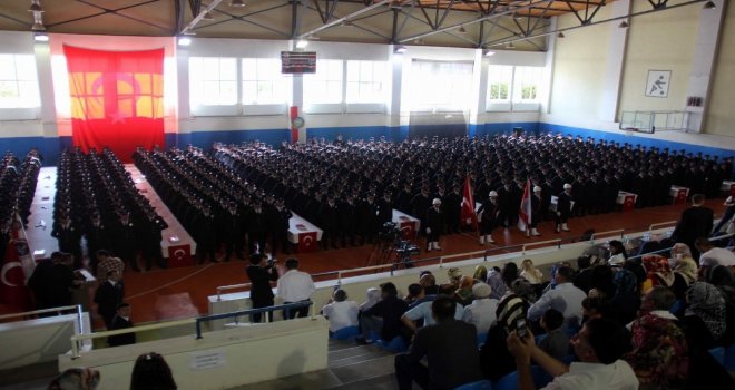 Yeni Polis Adayları Yemin Etti