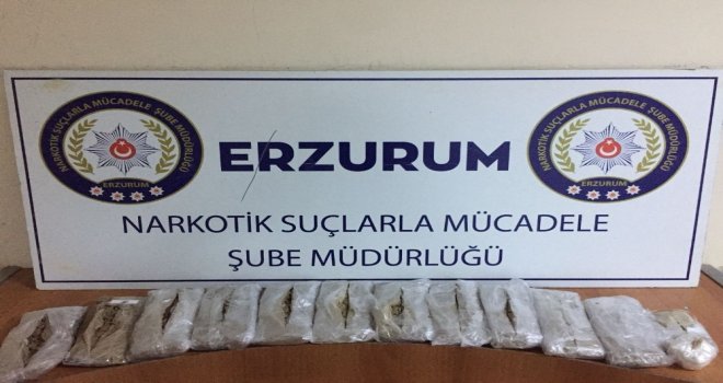 Erzurumda İranlı Kadının Üzerinde 3,5 Kilo Eroin Ele Geçirildi