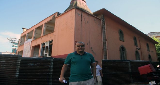 Giresunda Yeni Cami Yapımı İçin Eski Caminin Yıkımı Başladı