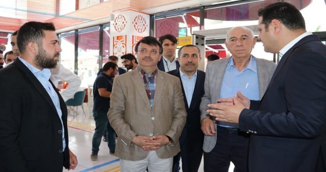 Ak Parti Heyetinden ‘Engelsiz Kafeye Ziyaret