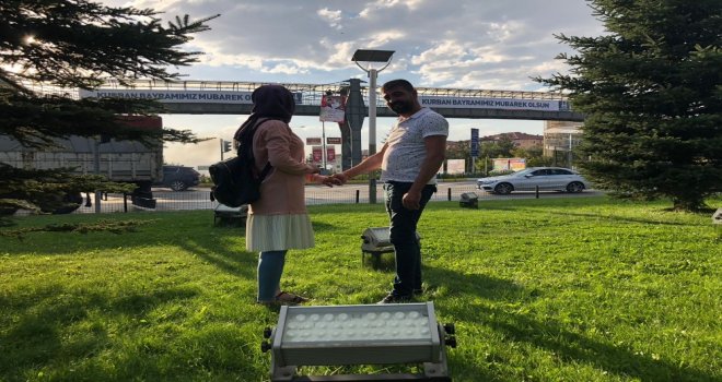 Afişli Sürpriz Evlenme Teklifi