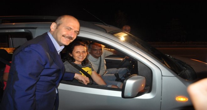 Bakan Soylu, Afyonkarahisarda Trafik Uygulamasına Katıldı