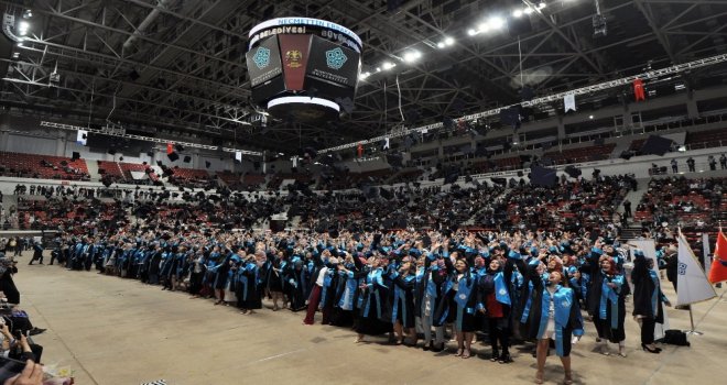 Neü Öğretmenlik Alanında En Başarılı Üniversiteler Arasında Yer Aldı
