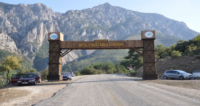 Spil Dağı Milli Parkı Ziyaretçi Rekoruna Koşuyor