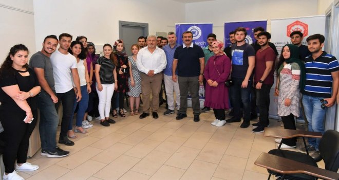 Başkan Çetinden Üniversite Öğrencilerine Tercih Desteği