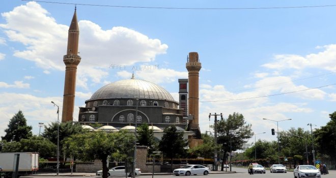 Diyarbakırda Yıldırım Düşen Minare Onarılacak