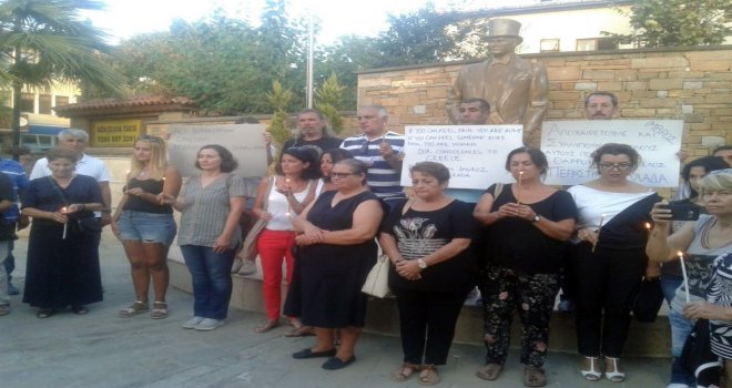 Yunanistanda Yaşanan Yangında Yaşamını Yitirenler Anıldı