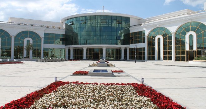 Serdivan Belediyesinden Abd Mallarına Boykot Kararı