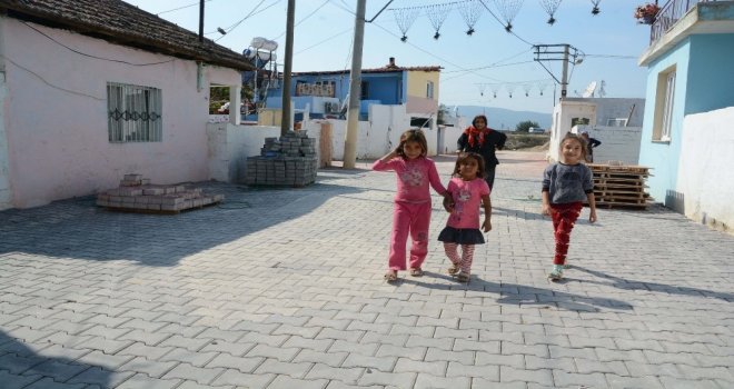 Roman Vatandaşların Yaşadığı Mahalleye 15 Bin Metrekare Kilit Taş