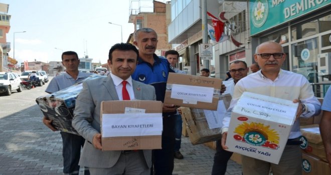 Manisadan Bayırbucak Türkmenlerine Kolilerce Yardım